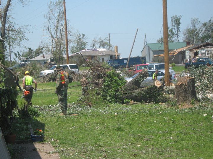 May 2011 Joplin cleanup